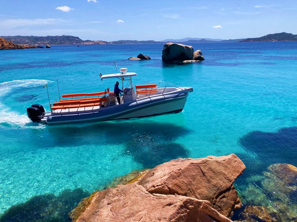 Balade Priv E En Bateau Depuis Santa Teresa Di Gallura Vers La Corse