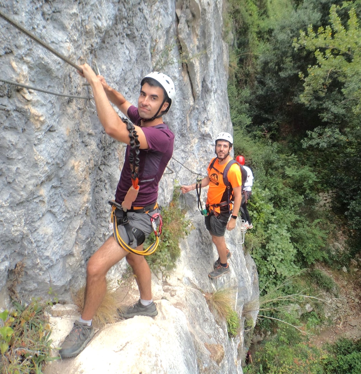 Barranquismo en el río Navedo en los Picos de Europa Cantabria Activa