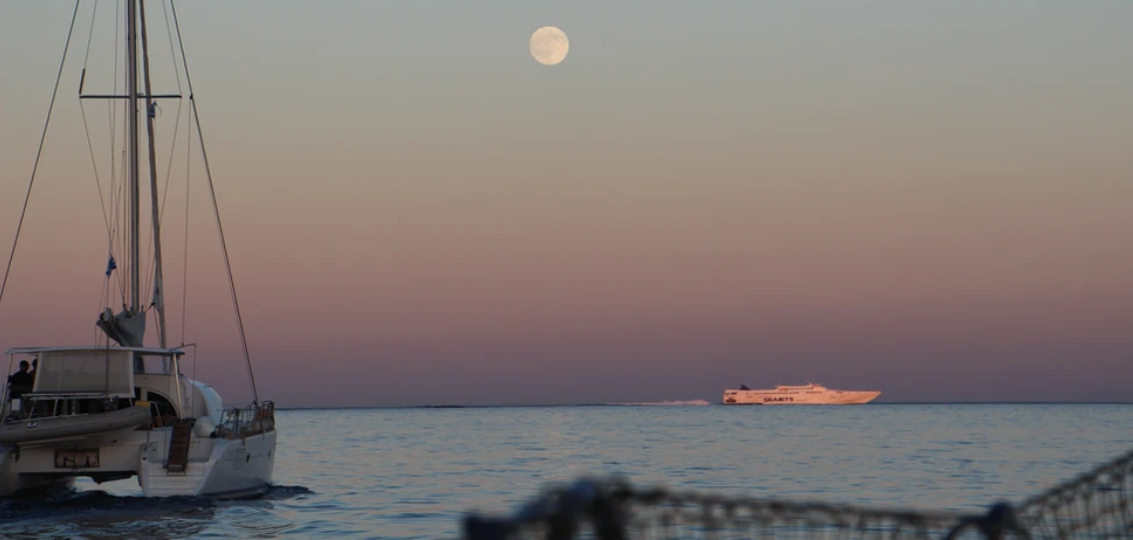 Prive Boottocht Bij Zonsondergang Vanuit Athene Met Diner En Snorkelen