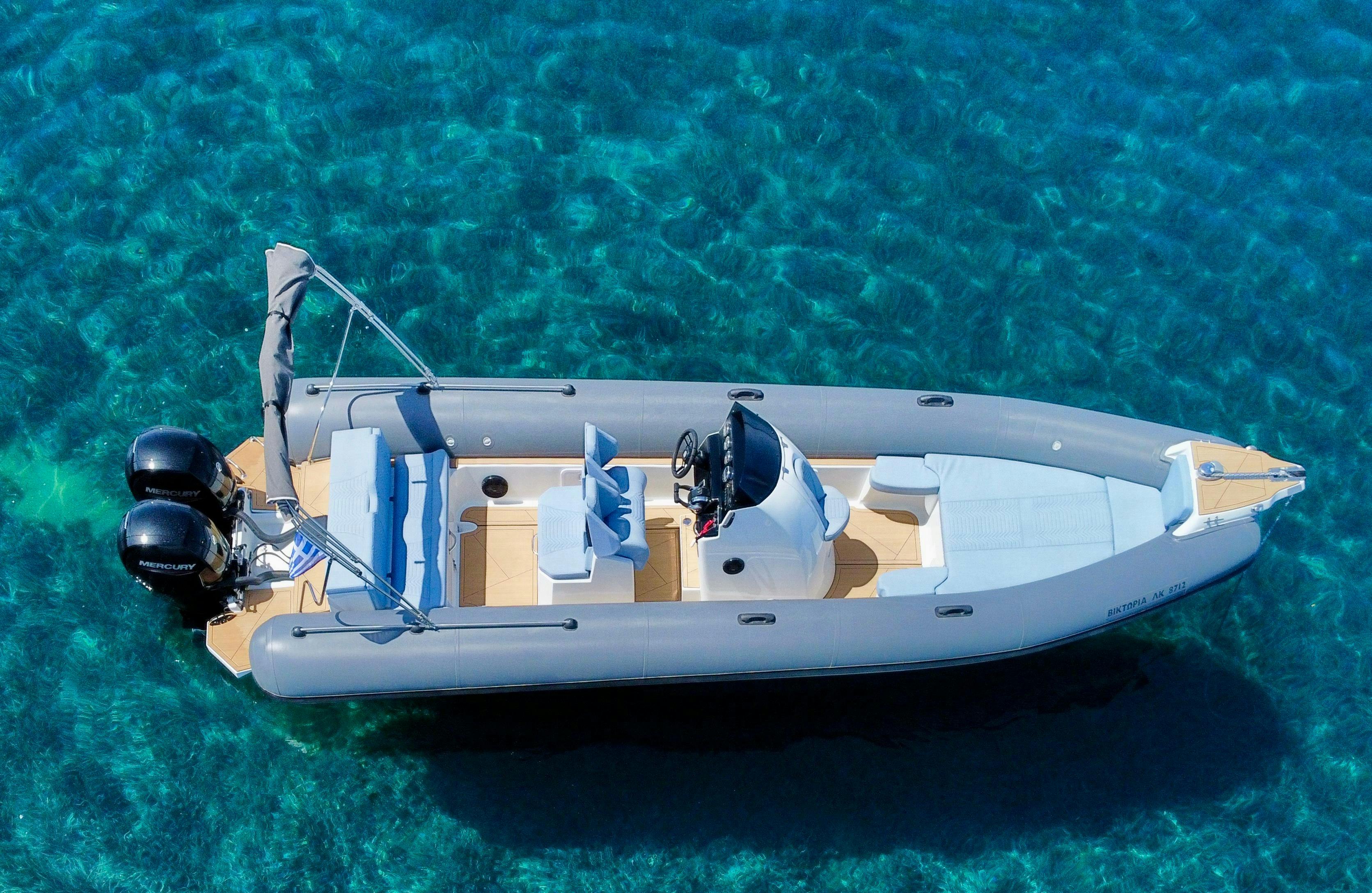 image00010 Magnifique paysage de montagnes et de mer, où se déroulent les activités de FunSea Corfu.