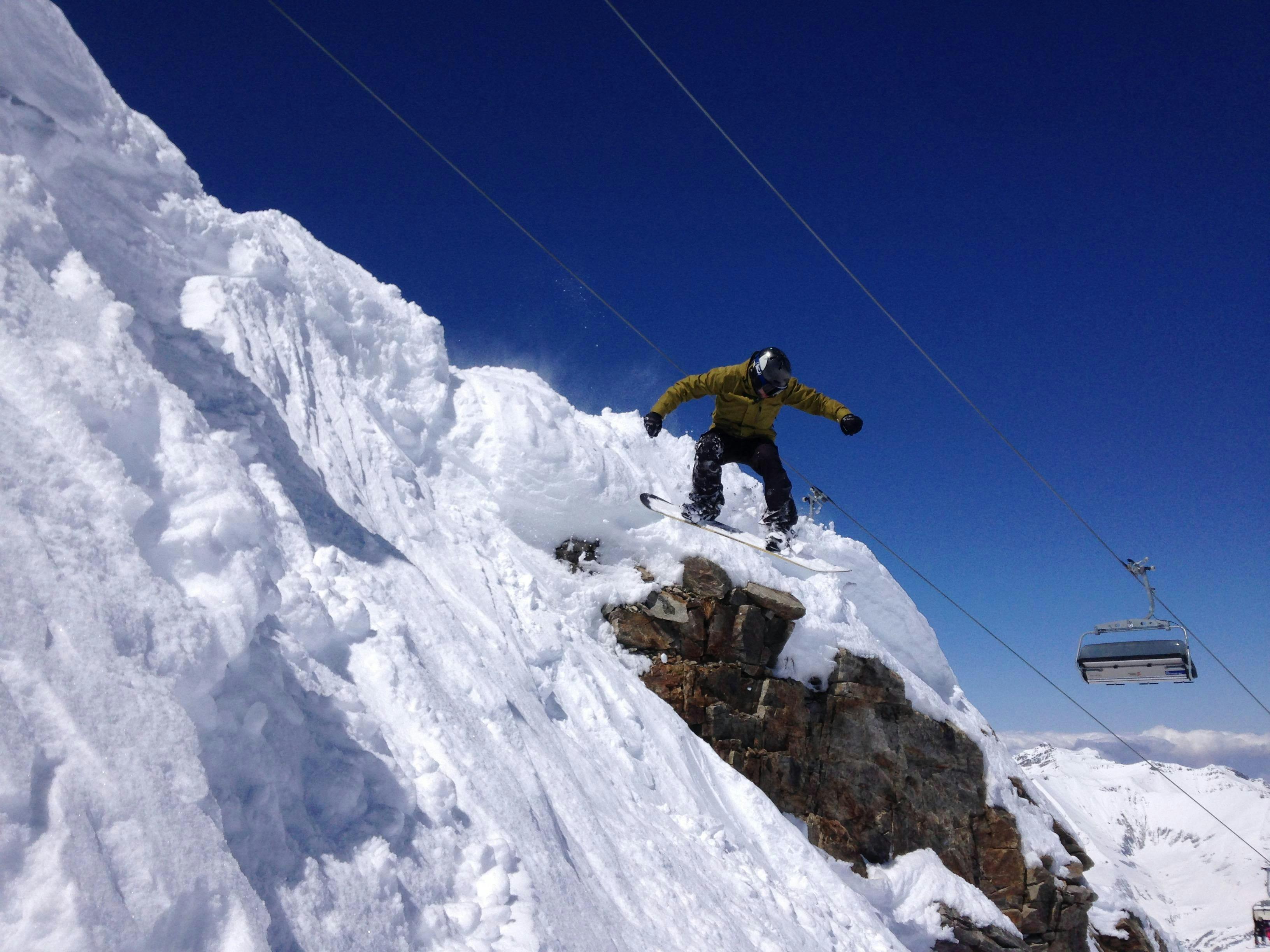 2017-04-29 13.28.23-1 Paisajes impresionantes de montaña y mar, donde tienen lugar las experiencias de Steven McDonald.