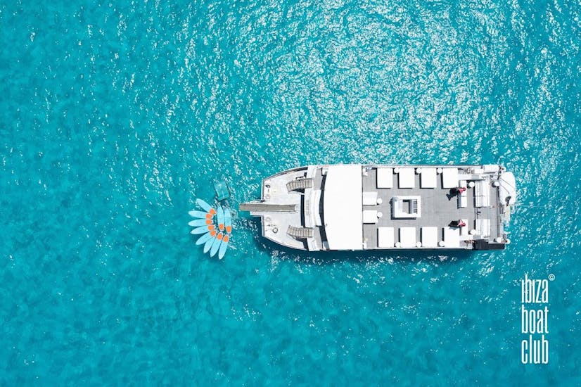 Catamarán de Ibiza Boat Club