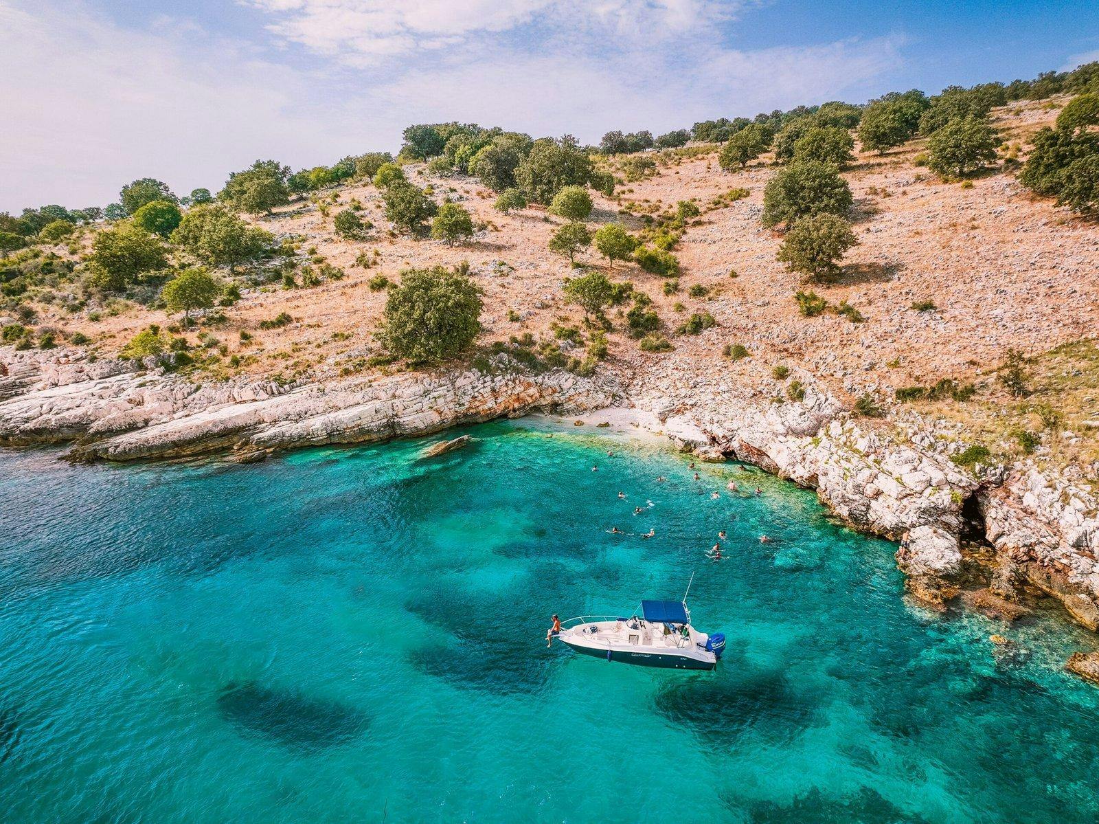 InAlb beaufiful coast of Albania