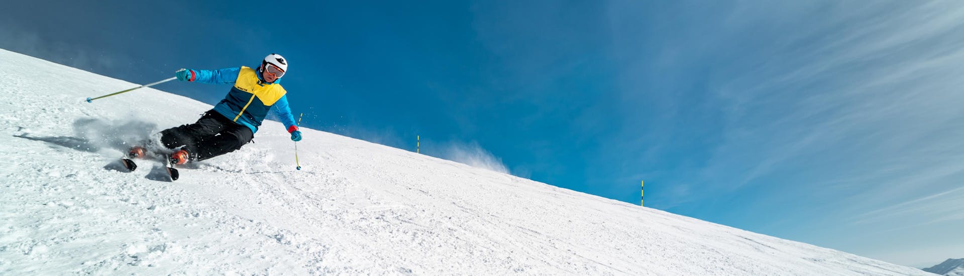 A Person skiing down the slopes of Willingen.