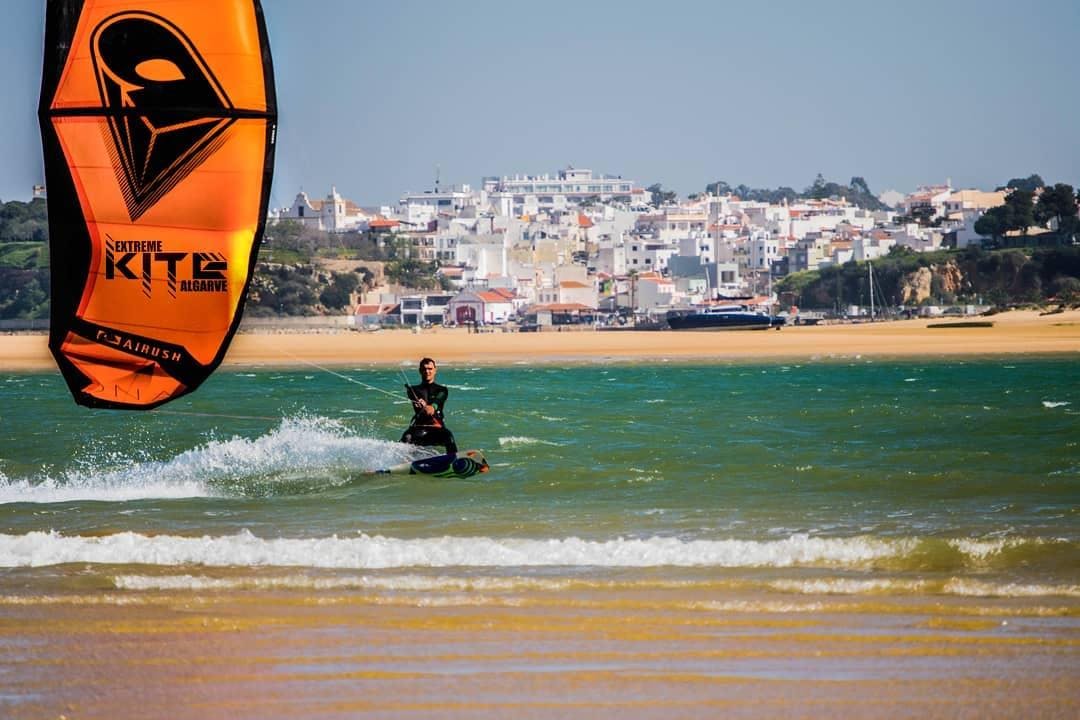 Beautiful landscapes showcasing mountains and sea, where the experiences of EA Kite Lagos are taking place.