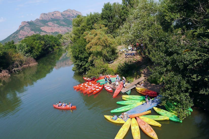 View of the base of La Base du rocher which offers kayak and canoe hire on the Argens river from Roquebrune-sur-Argens.