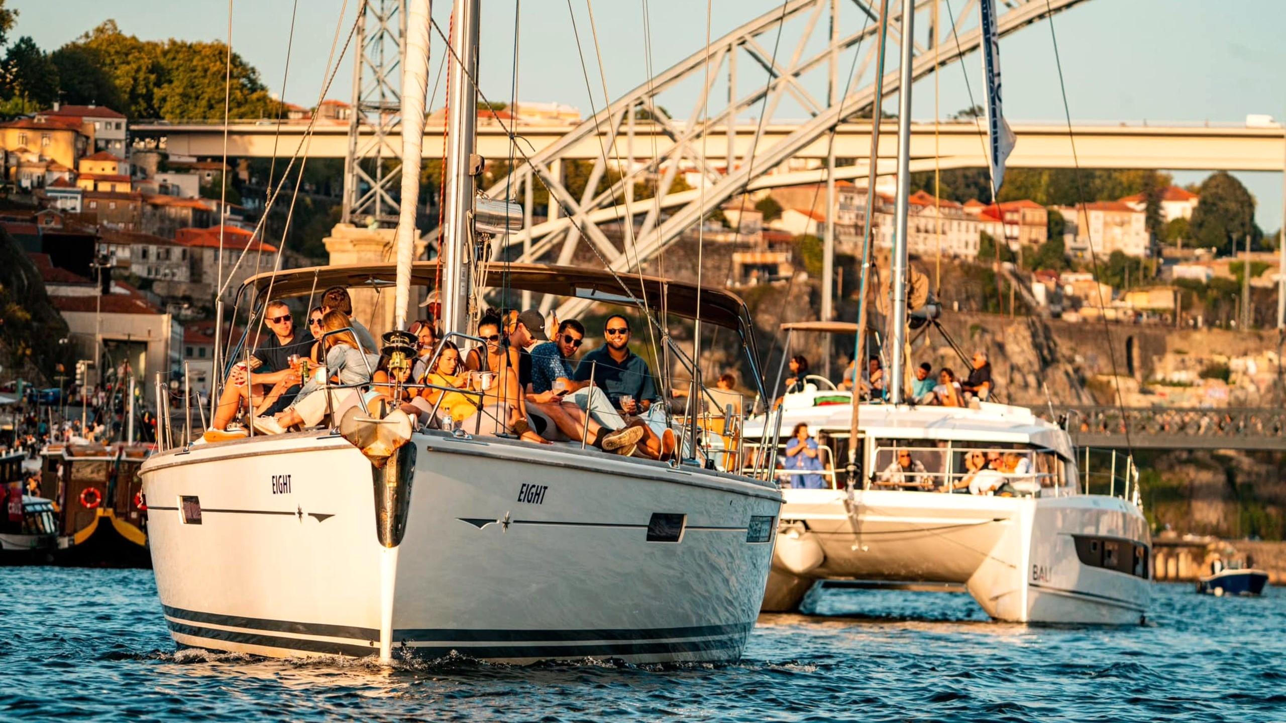 Gente disfrutando de su aventura con BBDouro Porto.