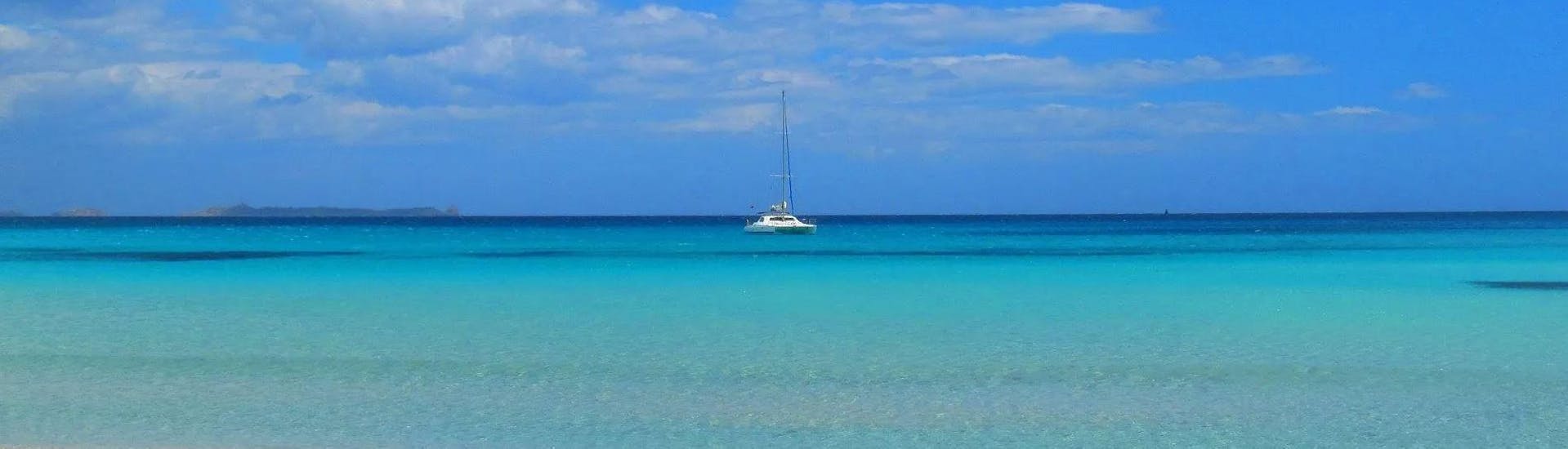 Una playa que visitarás con Blue Deep Tours Golfo Aranci.
