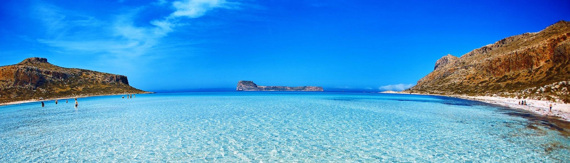 The stunning Balos Lagoon, which can be visited during many boat trips from Kissamos.