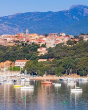 Paseos en barco Corsica (c) Shutterstock