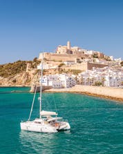 Paseos en barco Ibiza Shutterstock