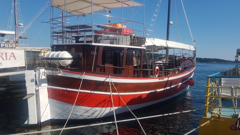 View of the boat during the boat trip from Poreč with Santa Maria Boat Cruises.