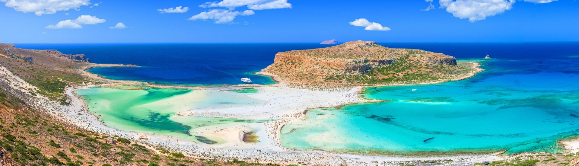 Schöner Strand von Balos mit der Insel Gramvousa.