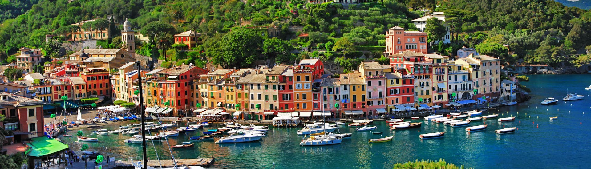 The picturesque and colourful harbour of Portofino, a beautiful vacation destination.
