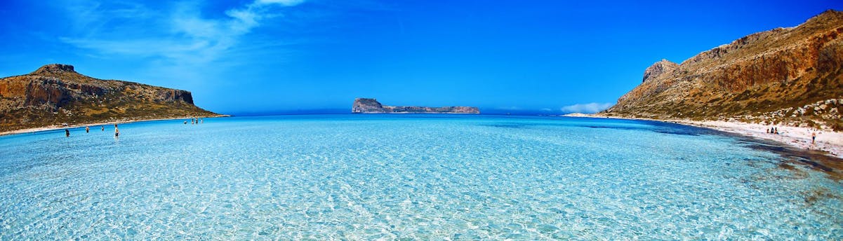 Bootstouren zum Strand von Balos SEM Hero Menschen am Strand von Balos während einer Bootstour.