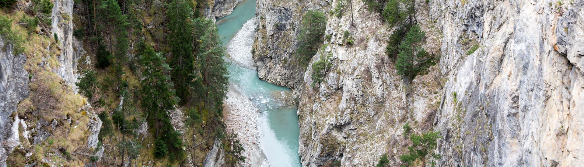 View of a gorge in the Annecy area where you can do canyonin in the Montmin Canyon.