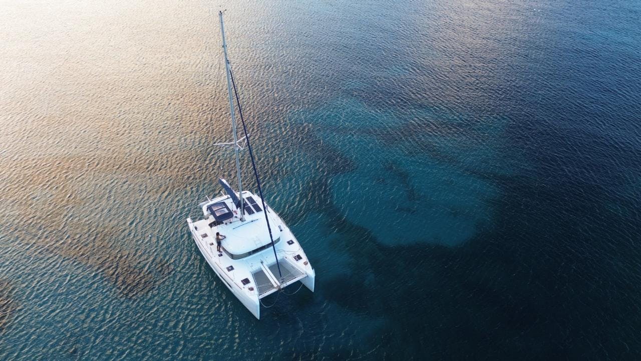 cata dessus Beeindruckende Landschaften mit Bergen und Meer, wo Aktivitäten von Kairi Dream Martinique stattfinden.