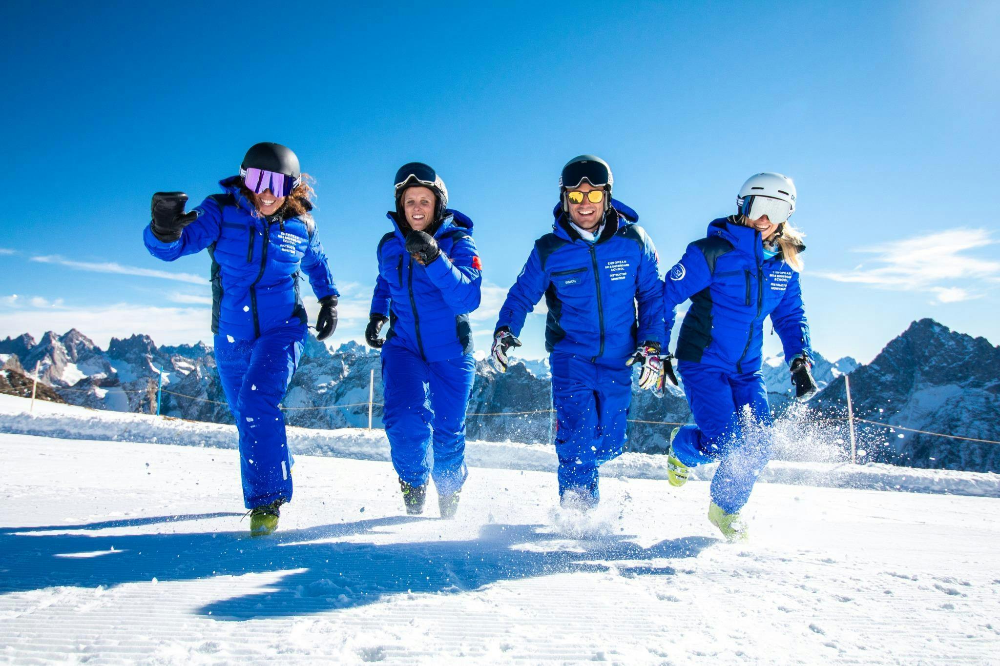 Beautiful landscapes showcasing mountains and sea, where the experiences of Courchevel Elite Ski Experience by European ski school are taking place.