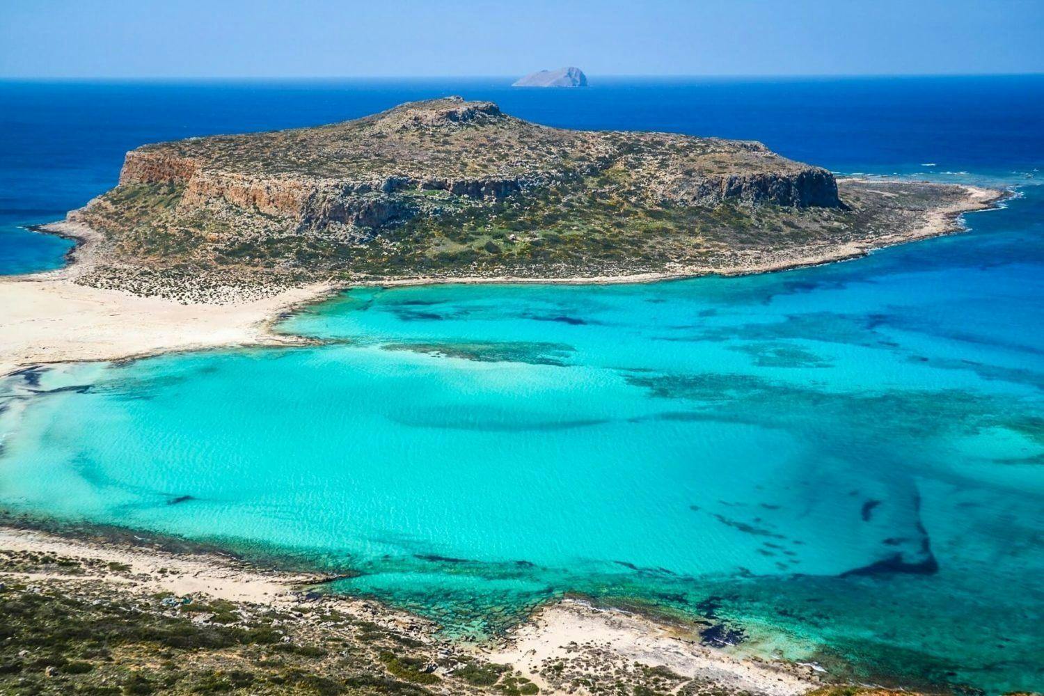 Cretan Sailing Cruises Chania Beautiful landscapes showcasing mountains and sea, where the experiences of Cretan Sailing Cruises Chania are taking place.