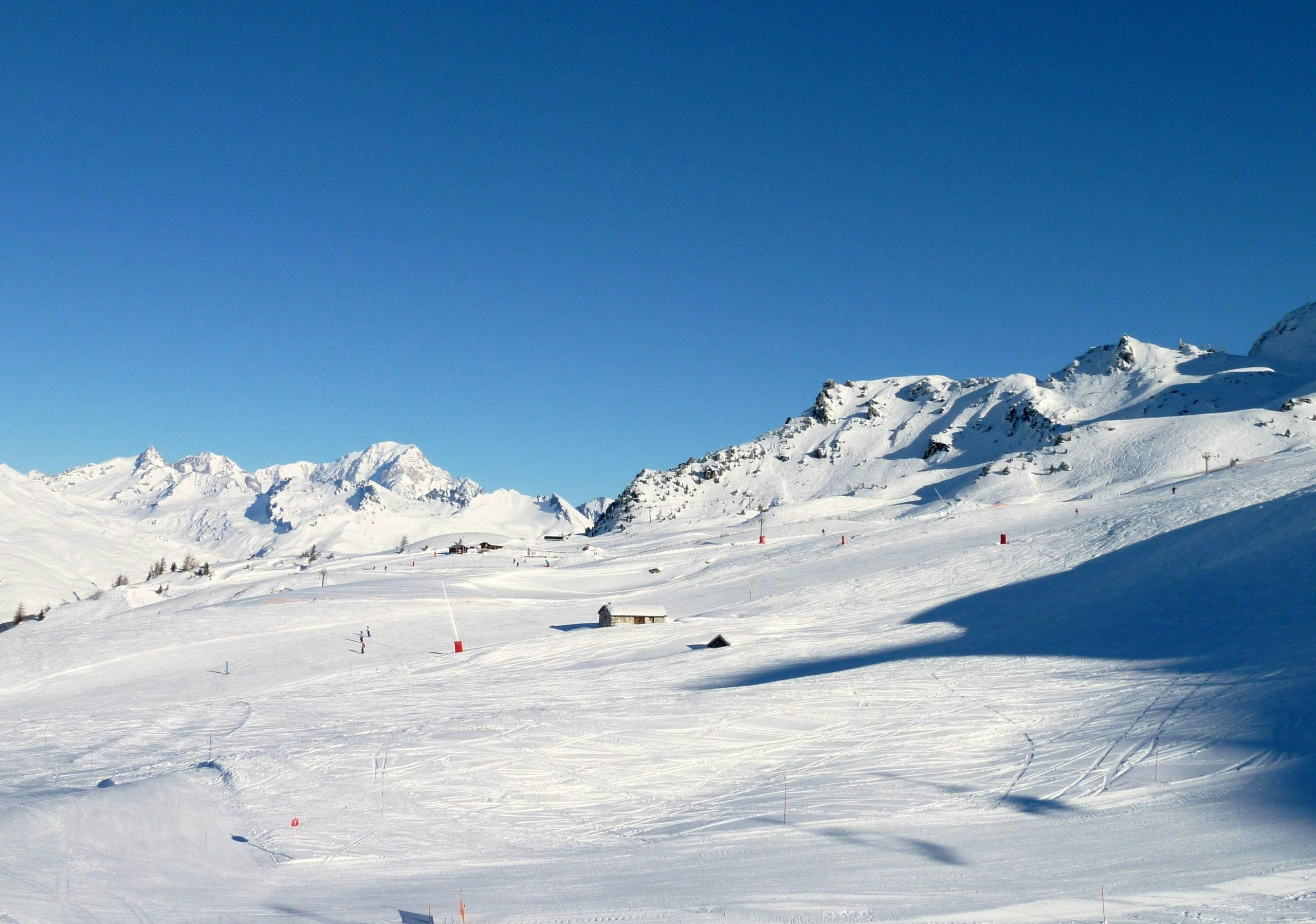 Ecoles-de-ski-les-arcs_SEM-Resort-Hero_(c)Skiresort.de .