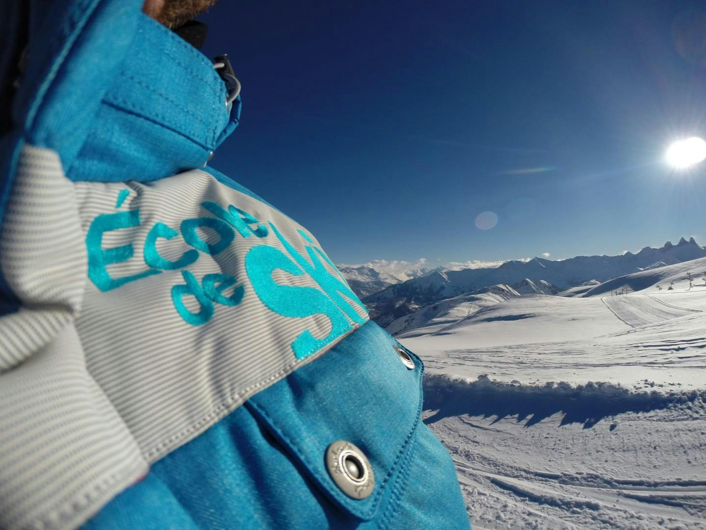 esi-la-toussuire-hero Beeindruckende Landschaften mit Bergen und Meer, wo Aktivitäten von ESI La Toussuire stattfinden.