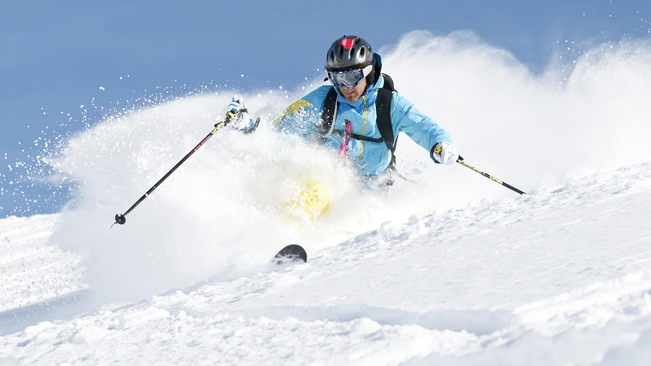 140 idées cadeaux pour Noël à offrir aux skieurs et snowboardeurs