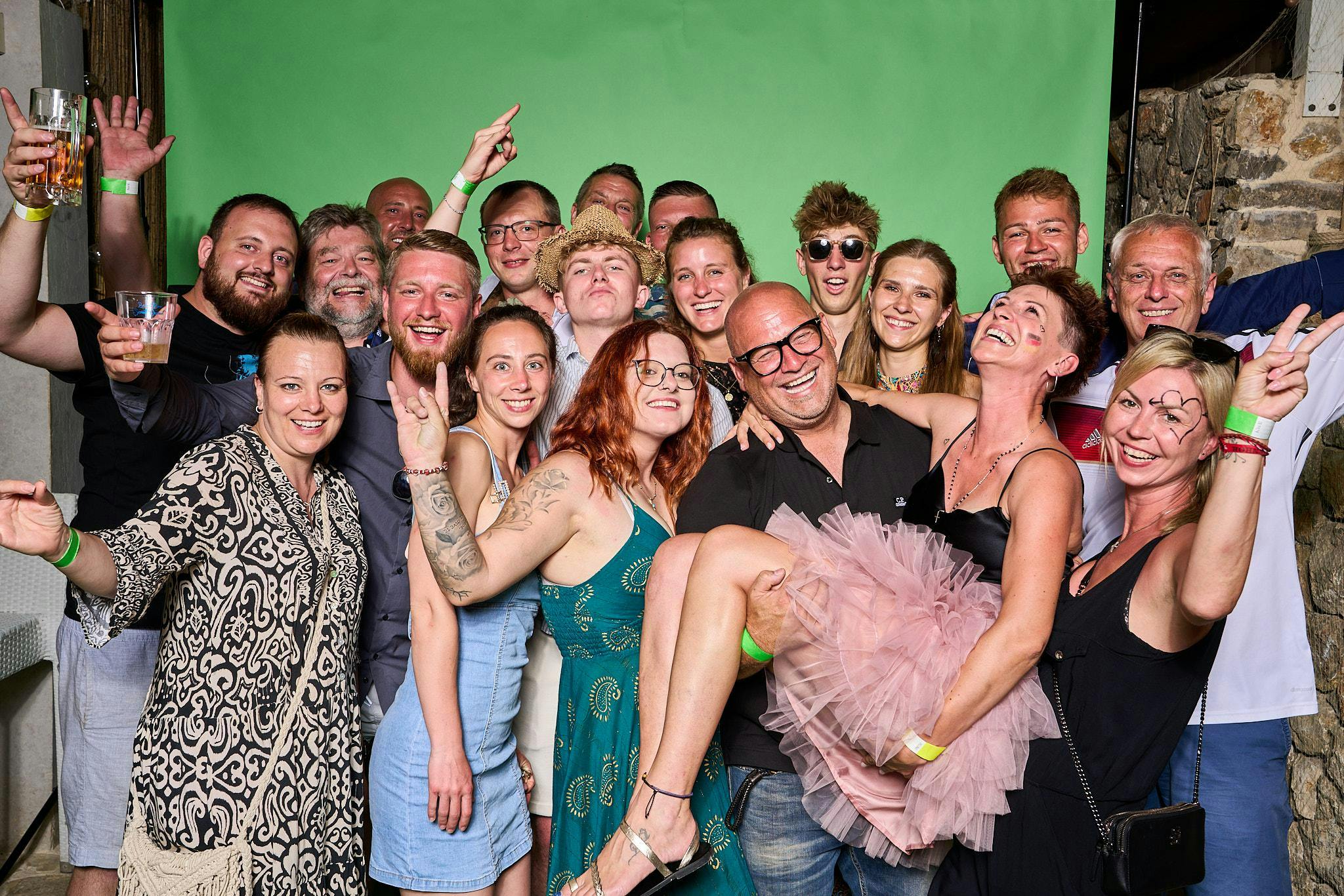 Gregor Bajt fotografije Dive Center Krk 20years party 2024 112 Prachtige landschappen met bergen en zee, waar de ervaringen van Dive Center Krk plaatsvinden.