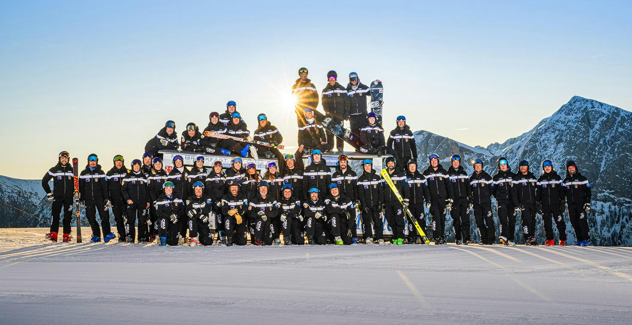 Cimaschool Plan de Corones Magnifique paysage de montagnes et de mer, où se déroulent les activités de Cimaschool Plan de Corones .