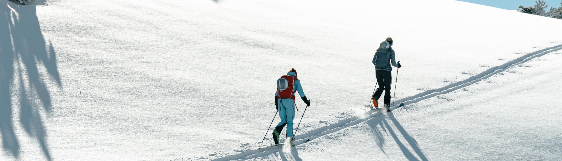 Hansi Kienle und ein Teilnehmer bei einer privaten Skitour durch den Allgäu.