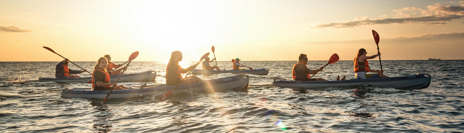 Kajaktour bei Sonnenuntergang mit Sea Kayak Piran 