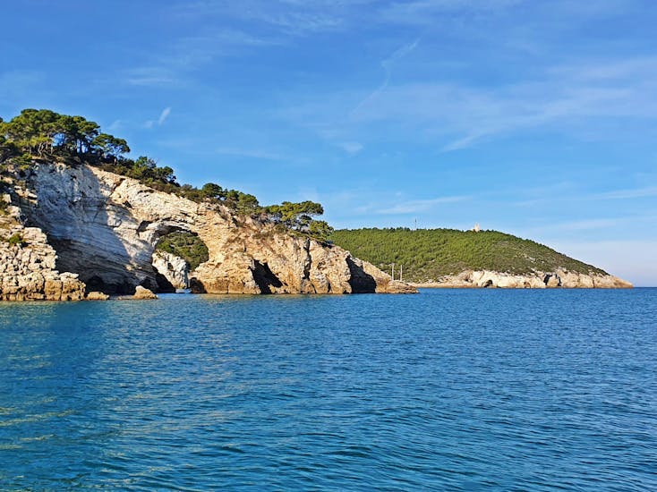 Picture of the Architiello taken from the gulet from Caicco Eco Freedom Vieste during the Boat Trip from Vieste to the Gargano Coast with Apéritif.