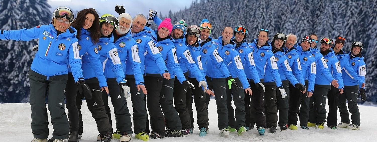 Scuola Italiana Sci Spiazzi Gromo Beautiful landscapes showcasing mountains and sea, where the experiences of Scuola Italiana Sci Spiazzi Gromo are taking place.