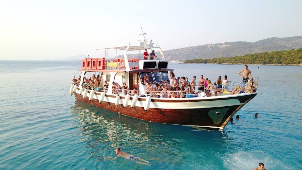 Pictures of the boat of Kavos Cruises used for boat trips. 