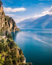 Ciclismo de montaña Lago di Garda (c) Shutterstock