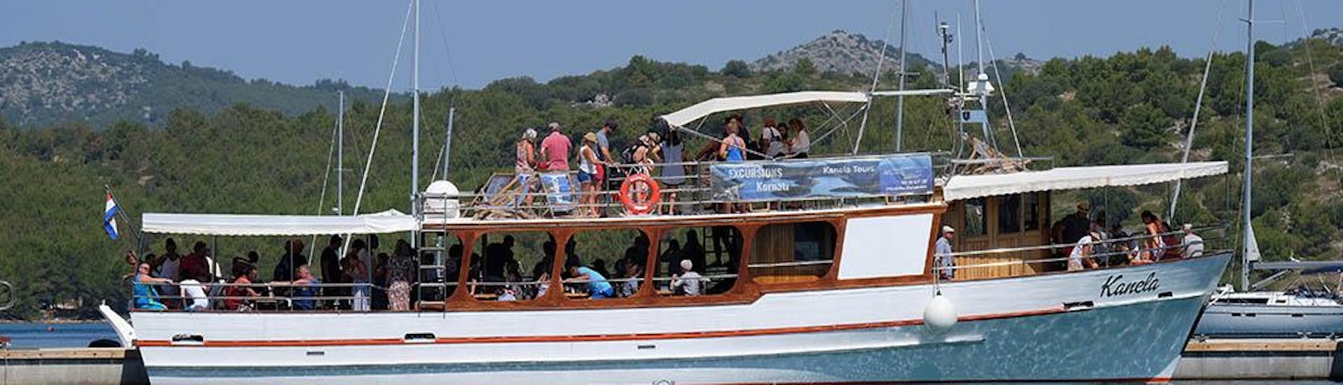 The boat of Maslina Tours Biograd during a tour.