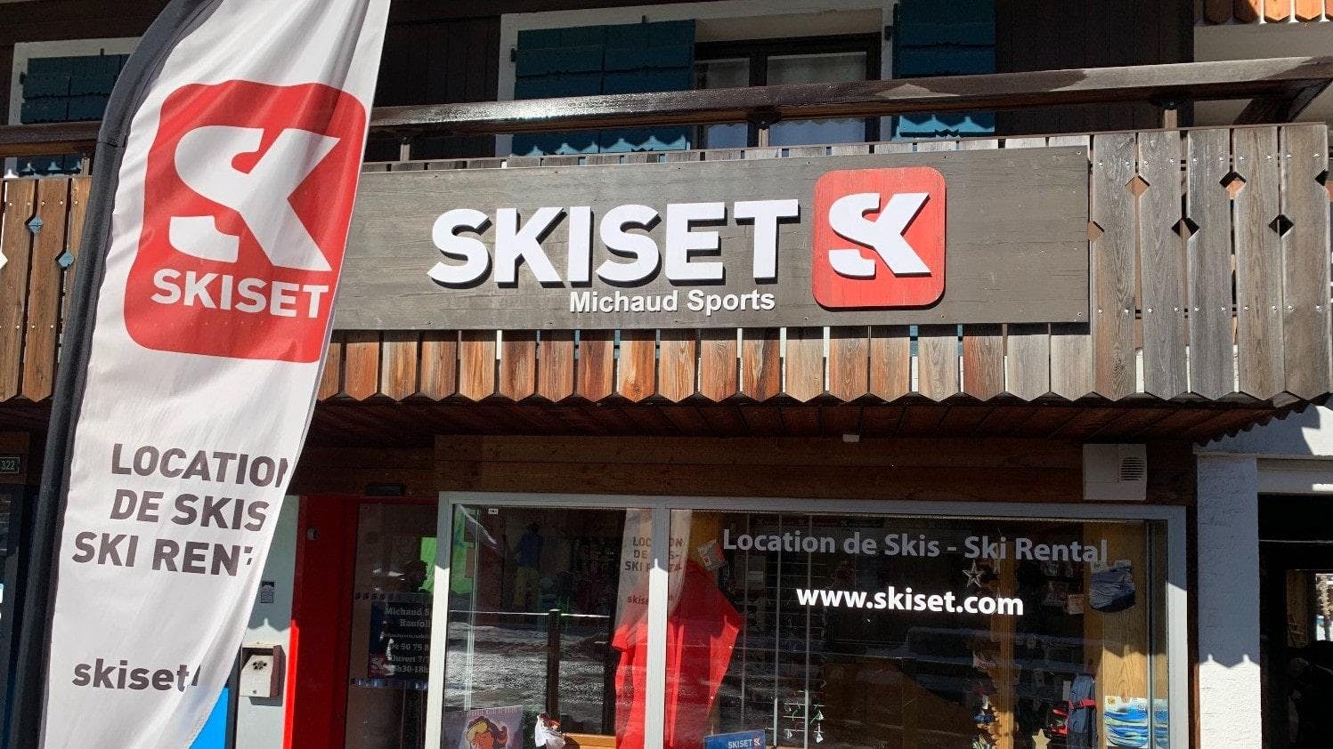 michaud-sport-hero2 Paisajes impresionantes de montaña y mar, donde tienen lugar las experiencias de Skiset Michaud Sports Ranfolly Les Gets.