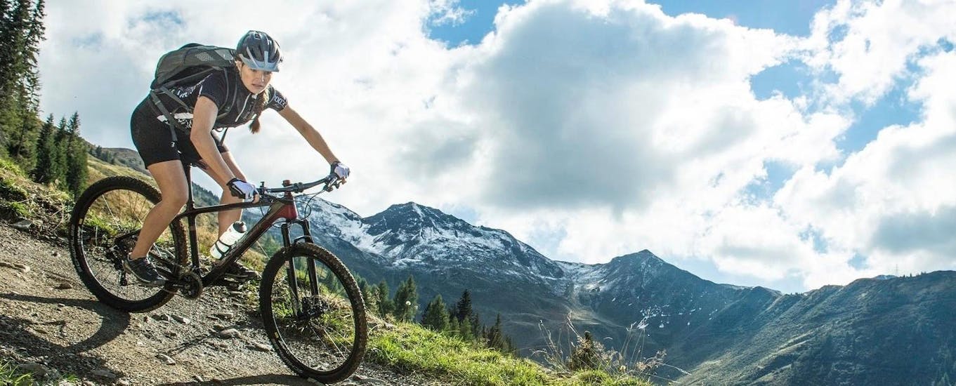 Location de vélo à Crans Montana avec Intersport Zermatten. 