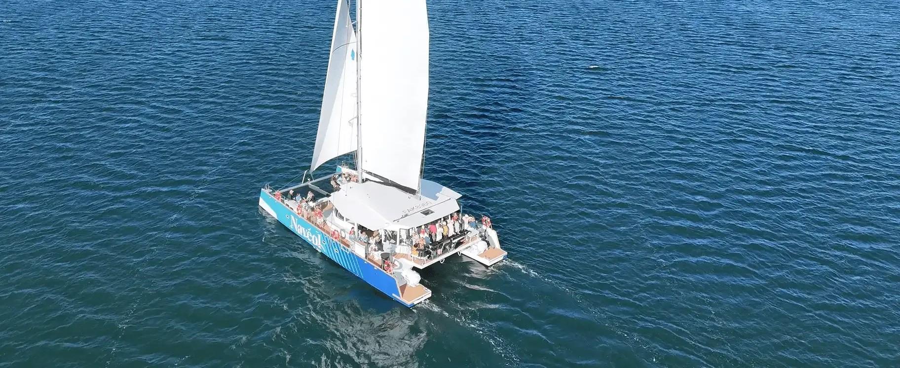 El catamarán de Navéol.