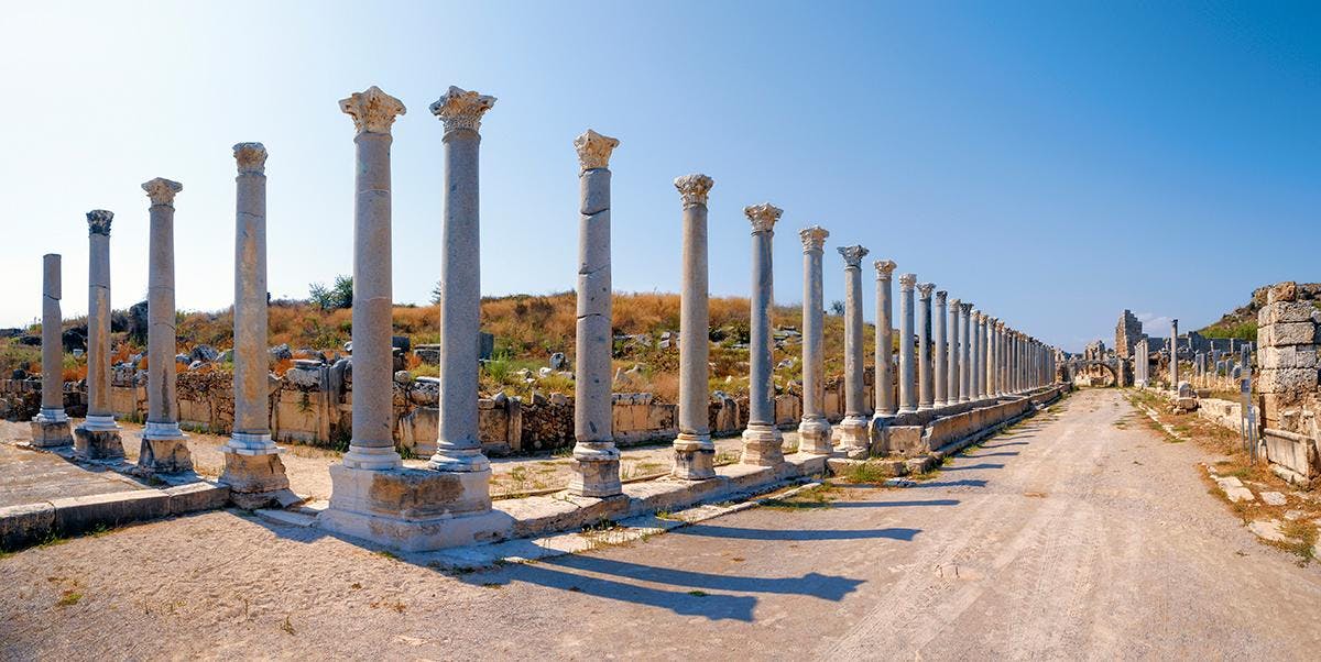 Nirvana Tours Antalya Antike archäologische Ruinen, die man im schönen Antalya bewundern kann.
