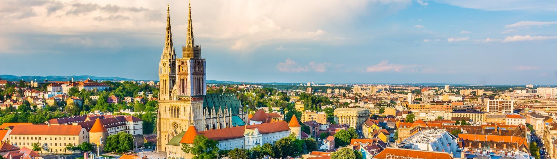 Blick auf die Innenstadt von Zagreb, Kroatien.