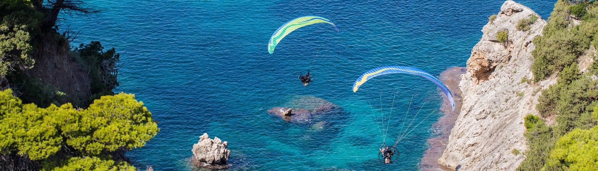 Avdou: Een tandemvlucht vindt plaats in een van de hotspots voor paragliding.