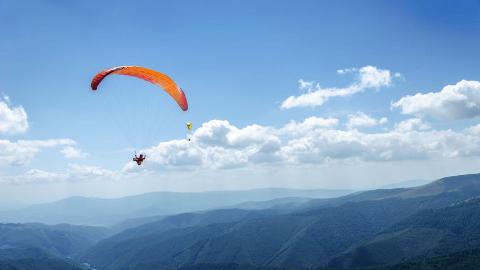 Tandem Paragliding vom Unterberghorn in Kössen - Höhenflug mit Airtaxi Kössen - Hero image