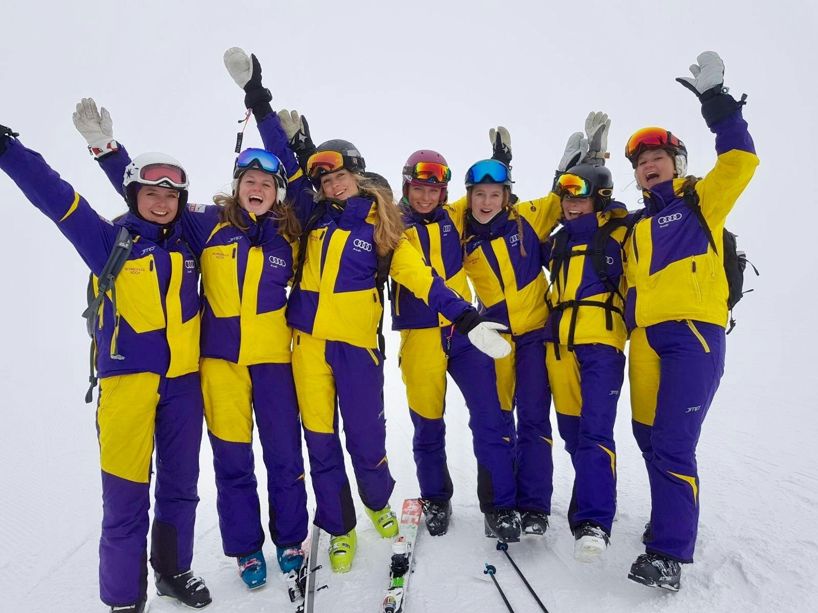 Beautiful landscapes showcasing mountains and sea, where the experiences of Skischool Koch are taking place.