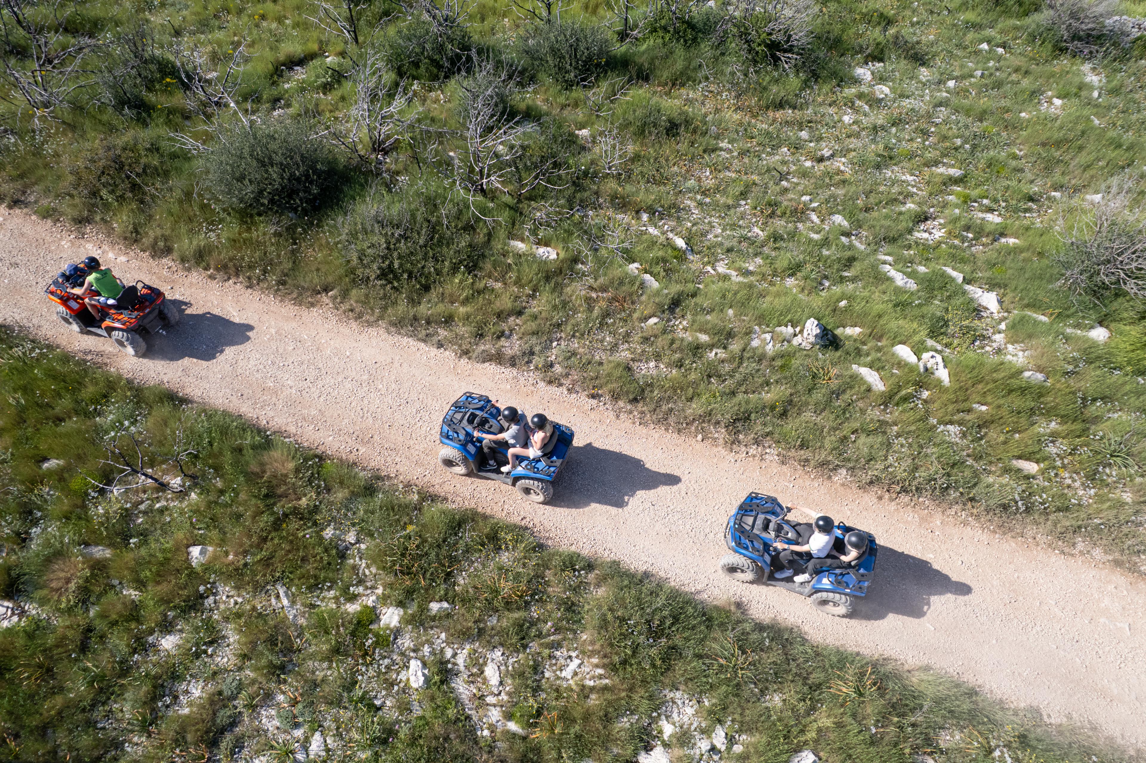 Wunderschöne Landschaften von Trogir während unserer Quad-Touren mit Quad Adventures Trogir.