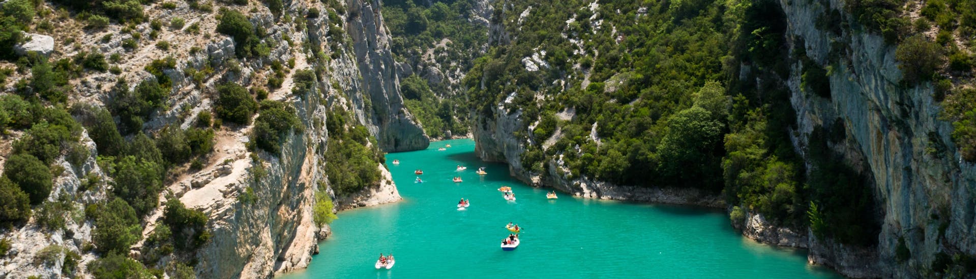 An image of the spectacular entrance to the famous gorge that attracts many visitors to go rafting in the Gorges du Verdon.