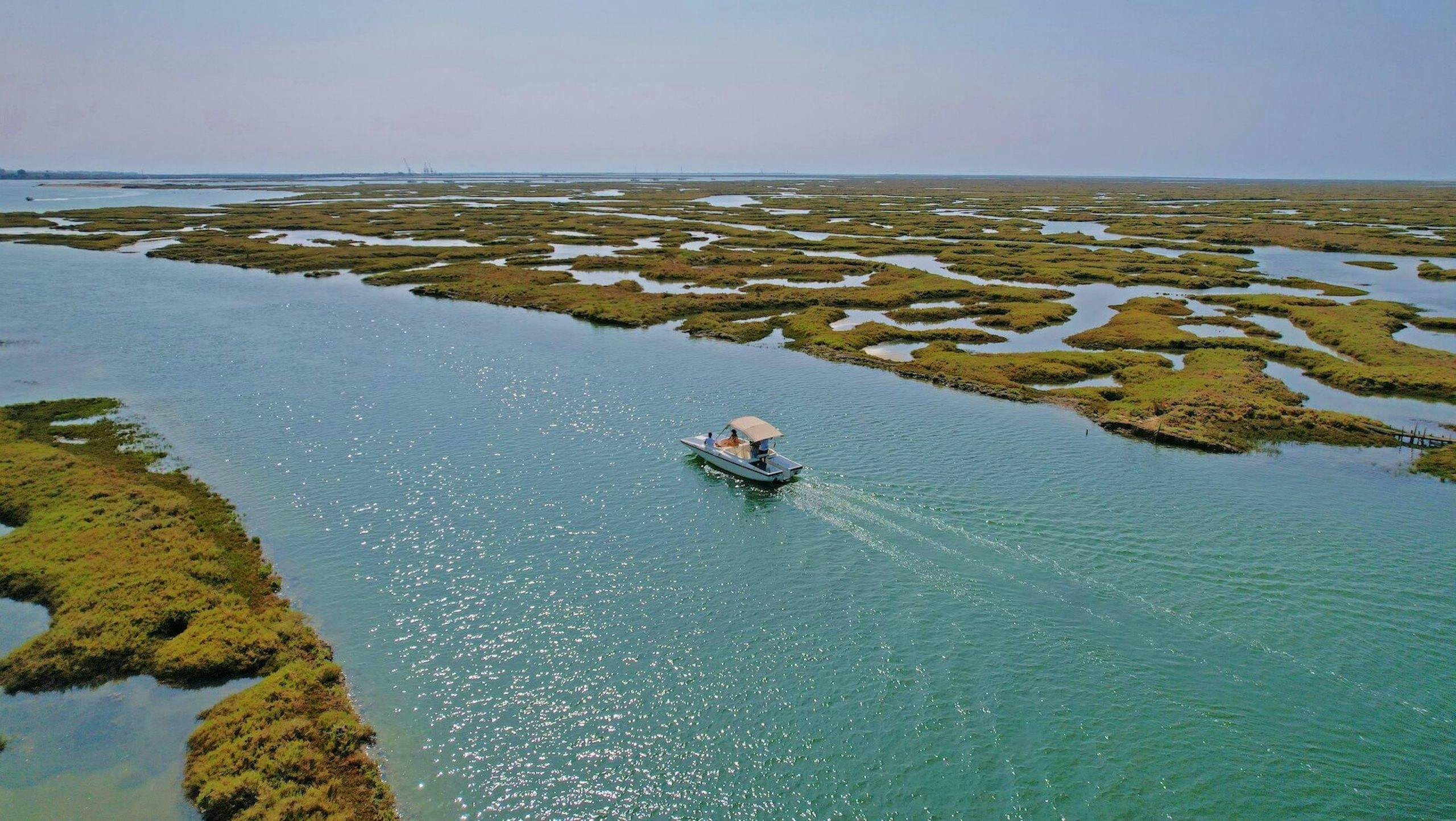 Lands Algarve - Eco Boat Tours Boat trip people are doing with Lands Algarve - Eco Boat Tours.