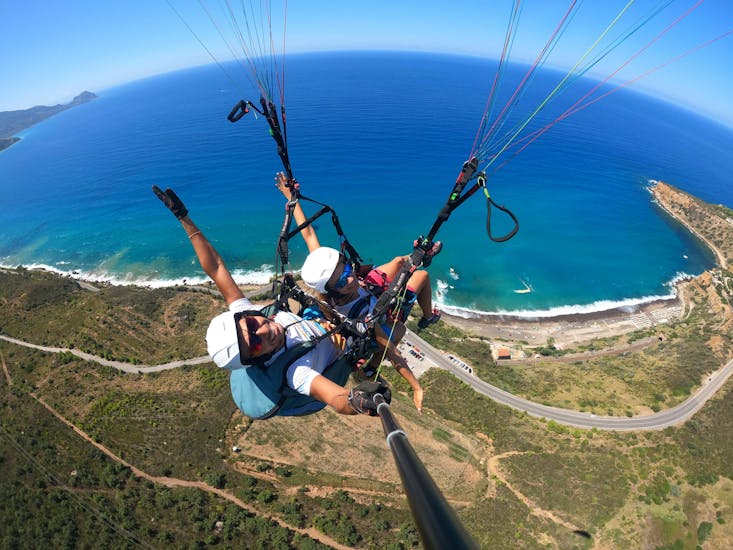 Perfect weather for a day flying with Sicily Paragliding.