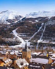 An image of the Spanish town of Panticosa, where local ski schools offer ski lessons for beginners who want to learn to ski.