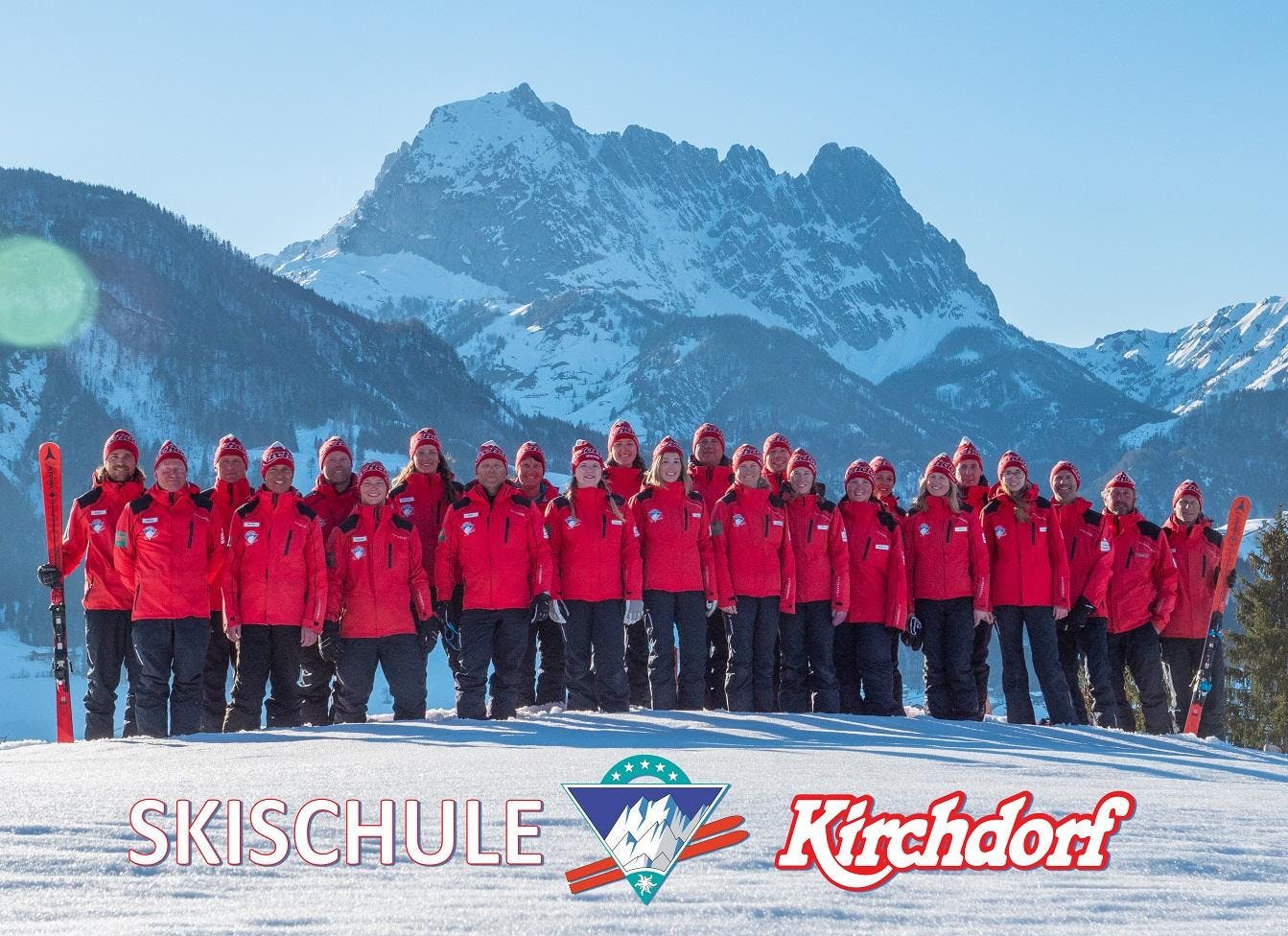 skischool2019logo_small Paisajes impresionantes de montaña y mar, donde tienen lugar las experiencias de Ski School Ski Total Kirchdorf.