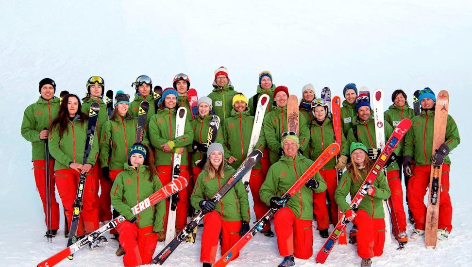 Group of ski instructors of Skischule A-Z
